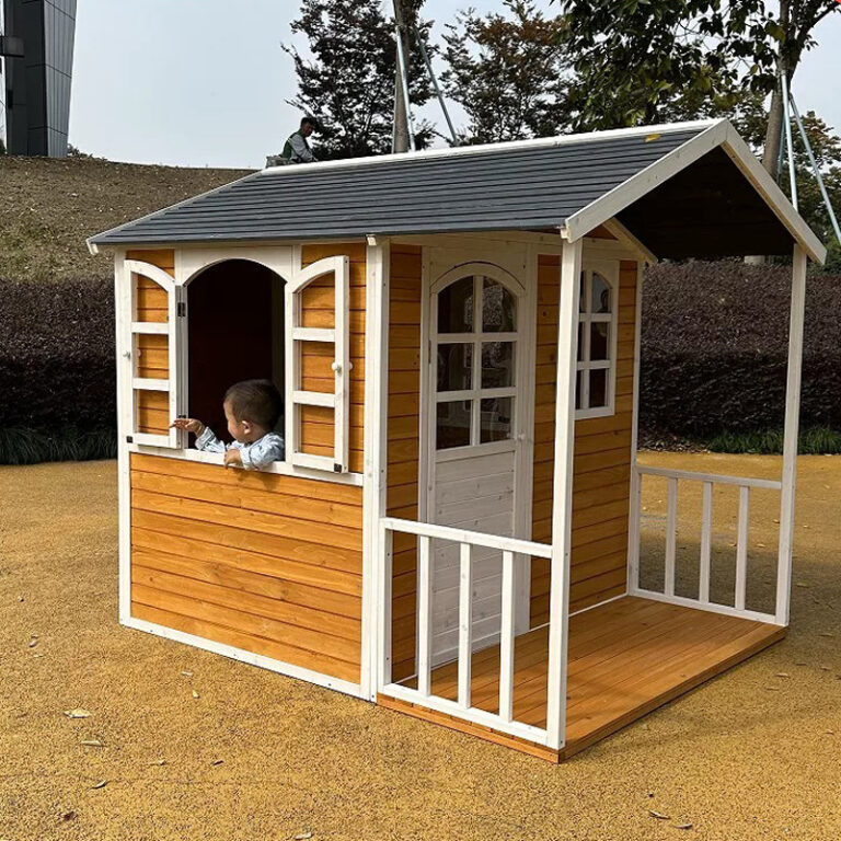 Playhouses (1)