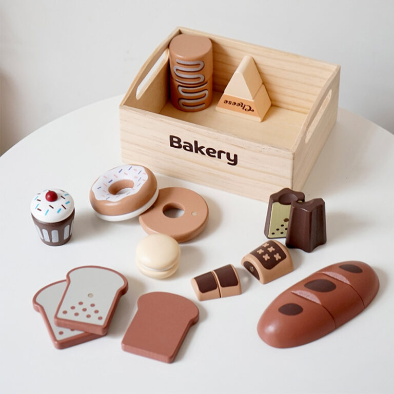 Wooden Play Food Sets (6)